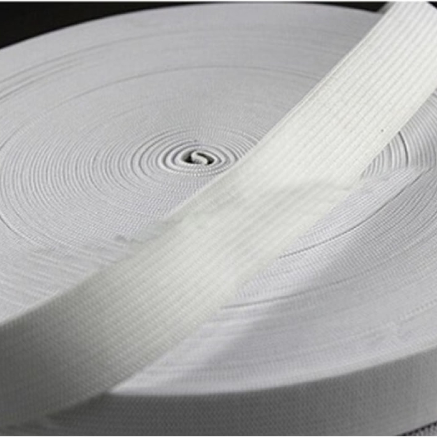 Гумка еластична 20 мм WHITE (25 м.п. у бобіні)