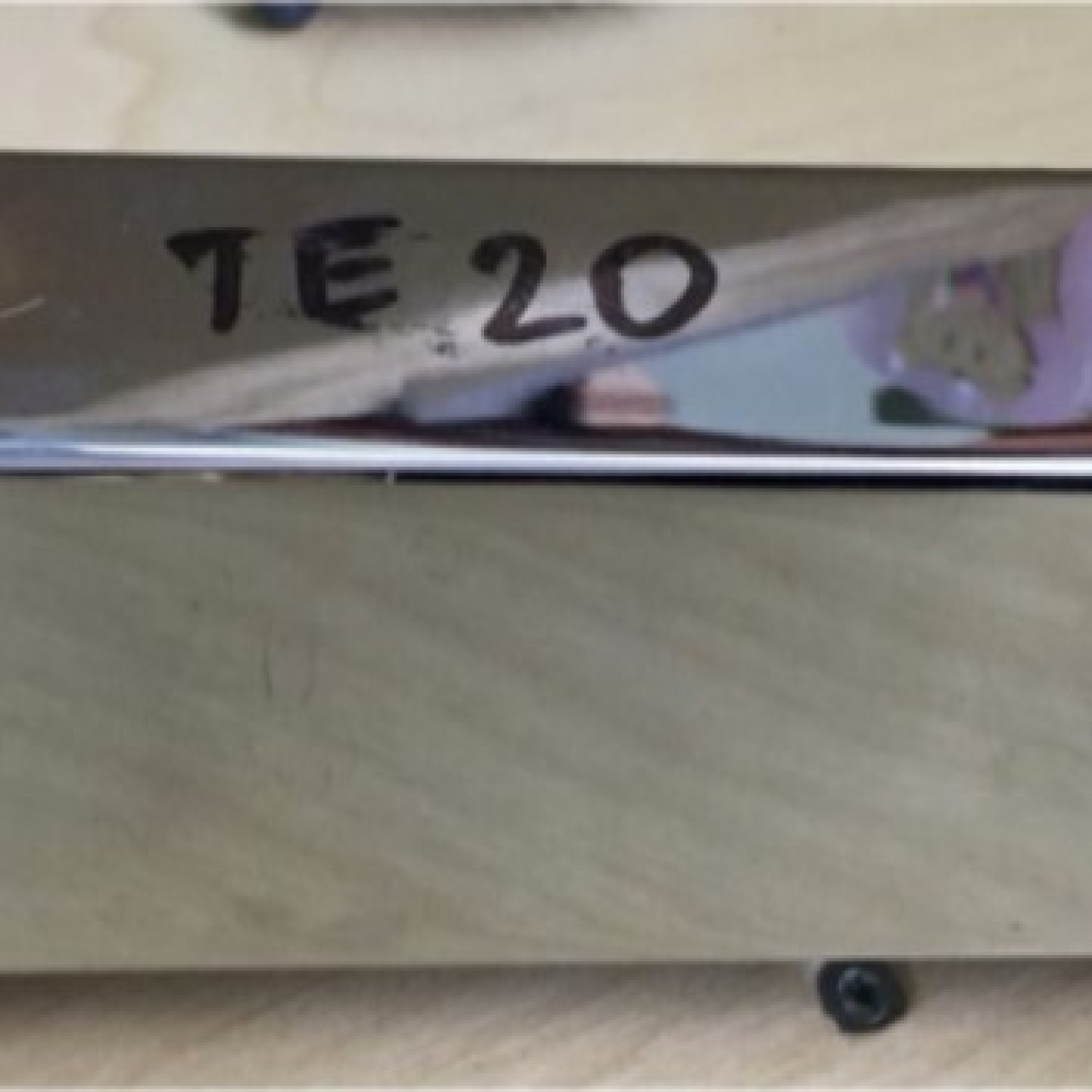 TE-020(B197), висота h - 40 мм. L-200