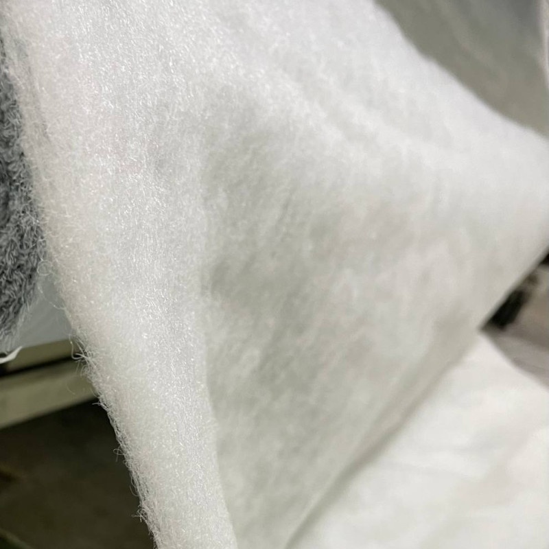 Синтепон 60 gsm, ширина 150 см, довжина 80м.